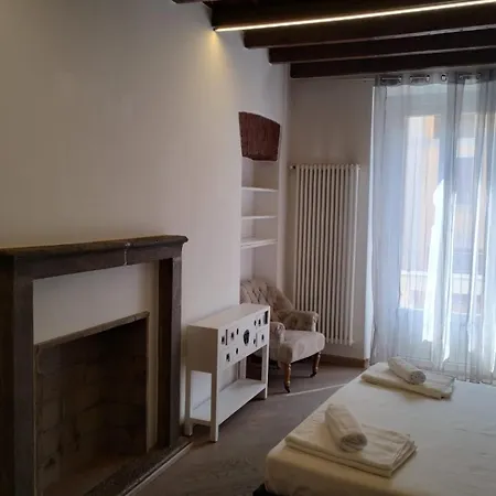Piacere In Corso Apartman *